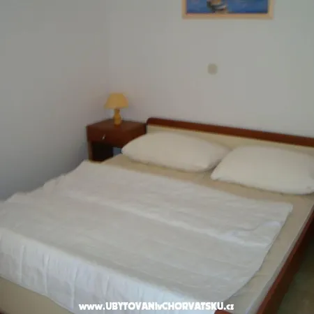 Two-bedroom * 特罗吉尔