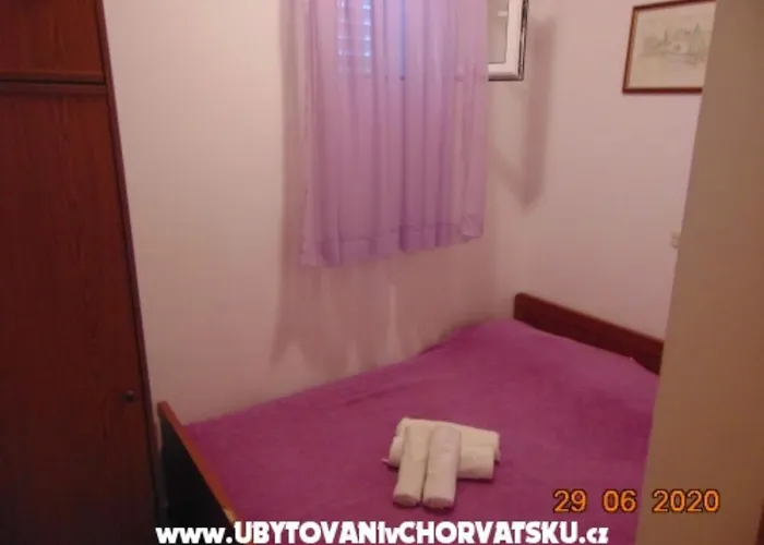 Two-bedroom アパート トロギール